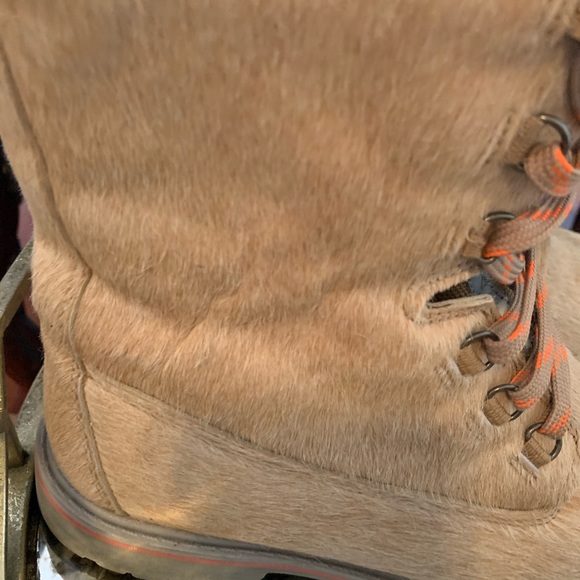 🤩RARE!!DKNY CALF HAIR combat boots stunning!! - Picture 6 of 8